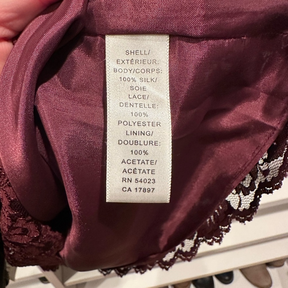 Banana Republic Burgundy Lace Hem Pencil Skirt - Picture 6 of 6